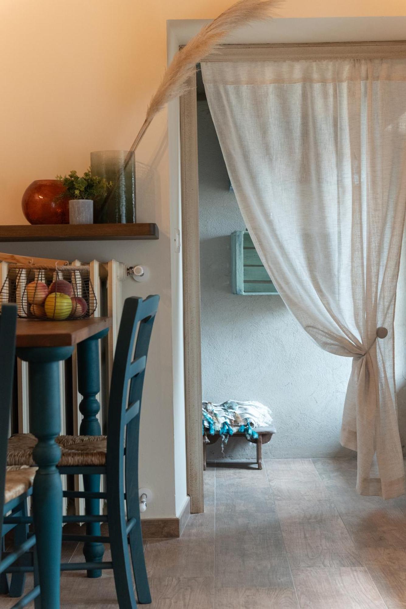 Byvigin Hotell Magliano Alfieri Exteriör bild